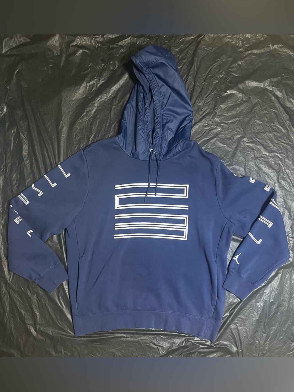 Jordan 23 Navy Blue Pullover Hoodie Men’s XL Basketball Graphic Sleeve Logo